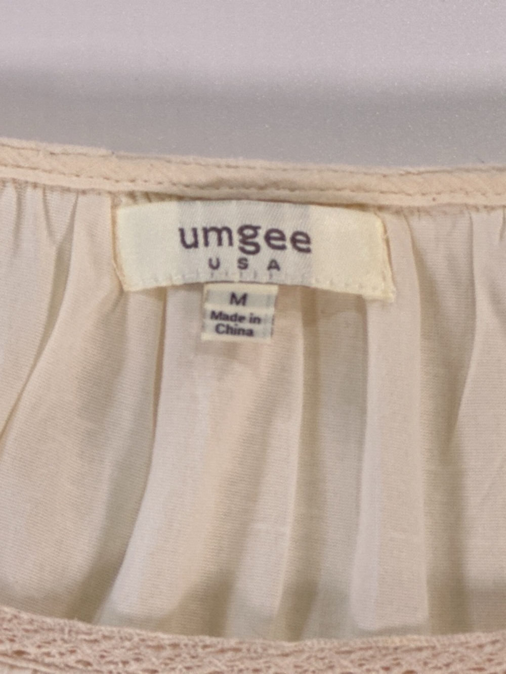Umgee Women’s Embroidered Sleeve Peasant Blouse Cream Boho Size M - Picture 3 of 12